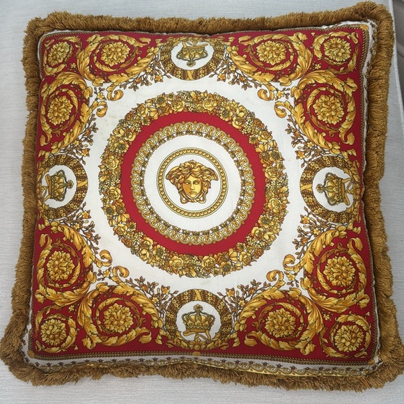 Versace Pillow - Picture 7 of 17